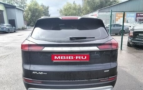 Geely Atlas, 2022 год, 1 700 000 рублей, 9 фотография