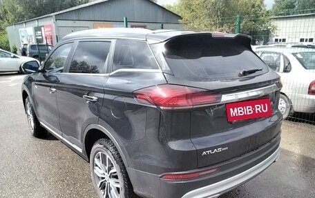 Geely Atlas, 2022 год, 1 700 000 рублей, 8 фотография