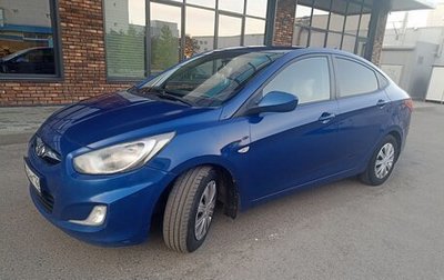 Hyundai Solaris II рестайлинг, 2012 год, 900 000 рублей, 1 фотография