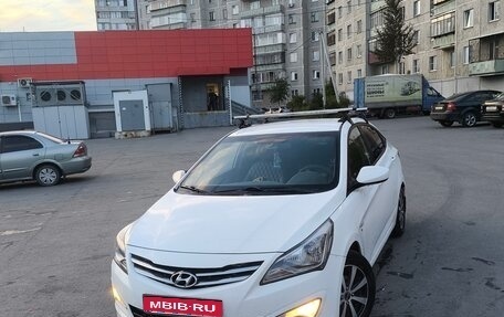 Hyundai Solaris II рестайлинг, 2016 год, 1 250 000 рублей, 2 фотография