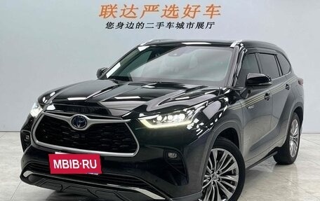 Toyota Highlander, 2021 год, 4 339 898 рублей, 2 фотография