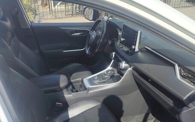Toyota RAV4, 2021 год, 3 900 рублей, 1 фотография