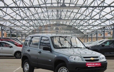 Chevrolet Niva I рестайлинг, 2014 год, 655 000 рублей, 3 фотография