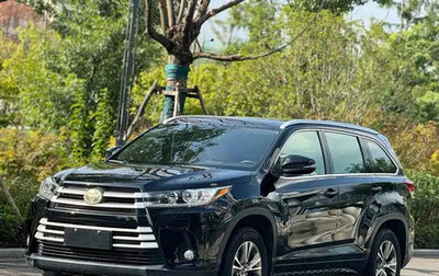 Toyota Highlander III, 2021 год, 1 885 000 рублей, 1 фотография