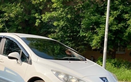Peugeot 308 II, 2011 год, 420 000 рублей, 2 фотография