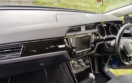 Volkswagen Touran III, 2017 год, 1 850 000 рублей, 25 фотография