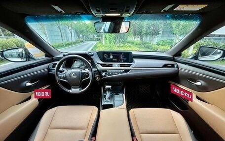 Lexus ES VII, 2022 год, 2 710 000 рублей, 8 фотография