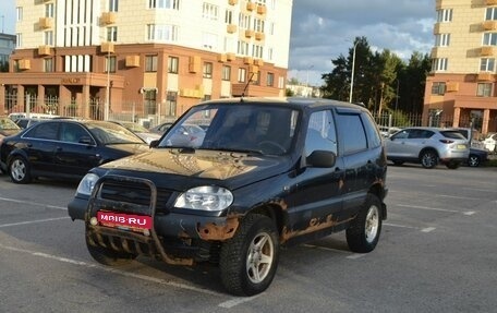 Chevrolet Niva I рестайлинг, 2005 год, 239 000 рублей, 1 фотография