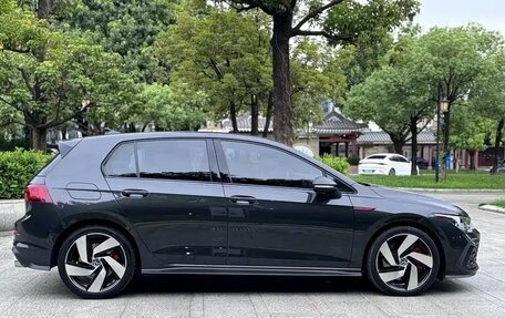 Volkswagen Golf GTI, 2022 год, 2 200 000 рублей, 10 фотография
