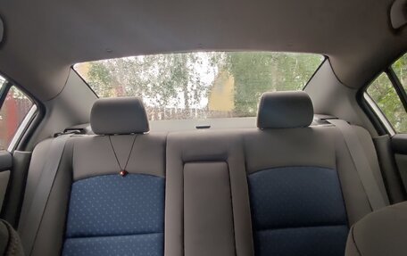 Mazda Axela, 2004 год, 430 000 рублей, 1 фотография