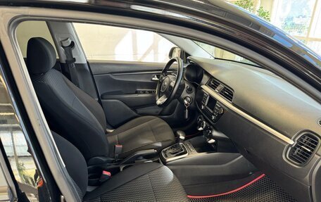KIA Rio IV, 2018 год, 1 400 000 рублей, 9 фотография