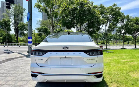 Ford Mondeo V, 2022 год, 1 850 000 рублей, 6 фотография