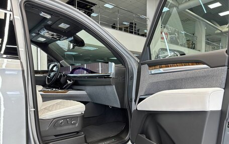 Cadillac Escalade V, 2025 год, 19 500 000 рублей, 26 фотография