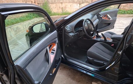 Toyota Camry, 2010 год, 1 400 000 рублей, 4 фотография