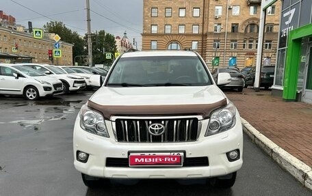 Toyota Land Cruiser Prado 150 рестайлинг 2, 2012 год, 2 499 000 рублей, 2 фотография