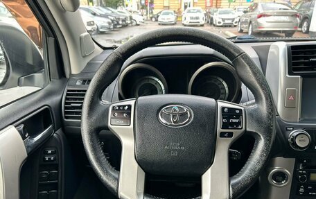 Toyota Land Cruiser Prado 150 рестайлинг 2, 2012 год, 2 499 000 рублей, 15 фотография
