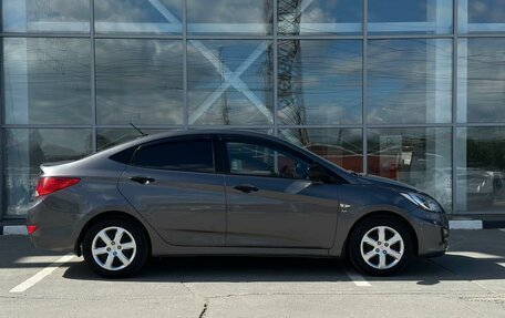 Hyundai Solaris II рестайлинг, 2014 год, 900 000 рублей, 5 фотография