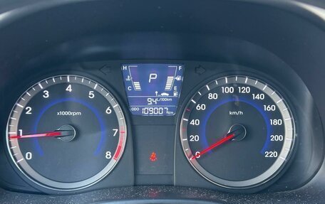 Hyundai Solaris II рестайлинг, 2014 год, 900 000 рублей, 13 фотография