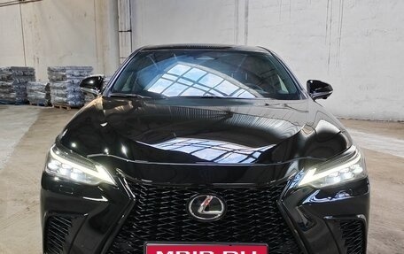 Lexus NX, 2022 год, 6 000 000 рублей, 1 фотография