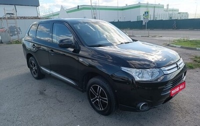 Mitsubishi Outlander III рестайлинг 3, 2014 год, 1 190 000 рублей, 1 фотография