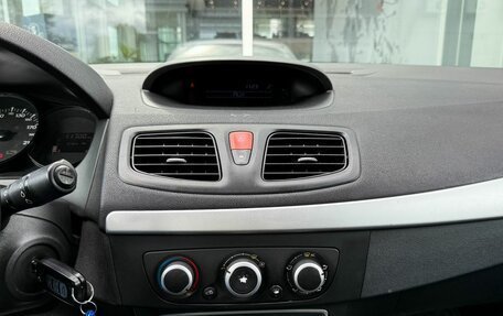 Renault Fluence I, 2011 год, 565 000 рублей, 11 фотография