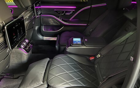 Mercedes-Benz Maybach S-Класс, 2021 год, 19 900 000 рублей, 25 фотография