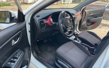 KIA Rio IV, 2021 год, 1 679 000 рублей, 9 фотография