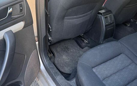 Skoda Octavia, 2011 год, 800 000 рублей, 2 фотография