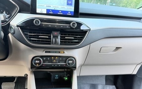 Ford Escape, 2021 год, 1 870 000 рублей, 12 фотография