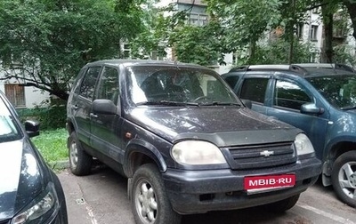 Chevrolet Niva I рестайлинг, 2005 год, 200 000 рублей, 1 фотография