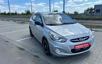 Hyundai Solaris II рестайлинг, 2014 год, 1 100 000 рублей, 1 фотография