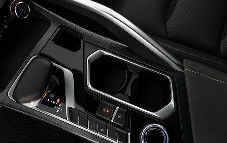 Geely Tugella FY11, 2023 год, 2 740 000 рублей, 21 фотография