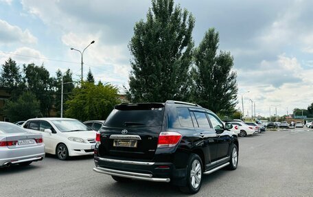 Toyota Highlander III, 2012 год, 2 449 000 рублей, 6 фотография