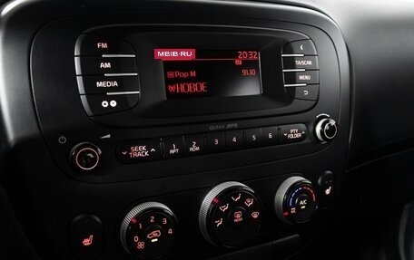 KIA Soul II рестайлинг, 2015 год, 1 399 777 рублей, 16 фотография