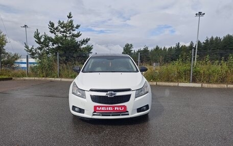 Chevrolet Cruze II, 2012 год, 599 999 рублей, 3 фотография
