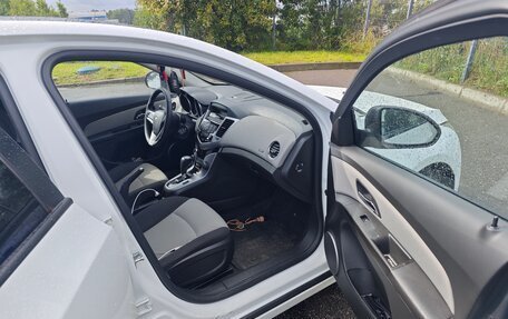 Chevrolet Cruze II, 2012 год, 599 999 рублей, 8 фотография