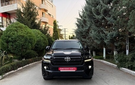 Toyota Land Cruiser 200, 2016 год, 4 800 000 рублей, 2 фотография