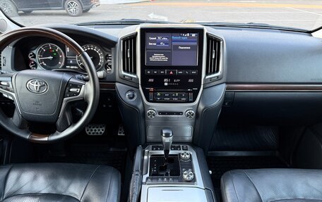 Toyota Land Cruiser 200, 2016 год, 4 800 000 рублей, 14 фотография