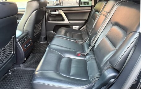 Toyota Land Cruiser 200, 2016 год, 4 800 000 рублей, 29 фотография