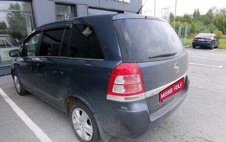 Opel Zafira B, 2011 год, 588 235 рублей, 3 фотография