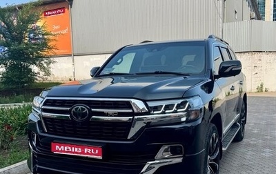 Toyota Land Cruiser 200, 2019 год, 7 850 000 рублей, 1 фотография