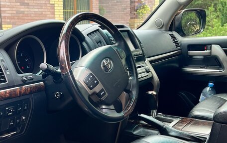 Toyota Land Cruiser 200, 2011 год, 4 500 000 рублей, 5 фотография