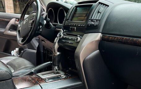 Toyota Land Cruiser 200, 2011 год, 4 500 000 рублей, 2 фотография