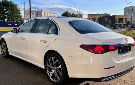 Mercedes-Benz E-Класс, 2024 год, 7 950 000 рублей, 4 фотография