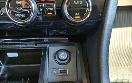 Skoda Superb III рестайлинг, 2018 год, 1 920 000 рублей, 9 фотография