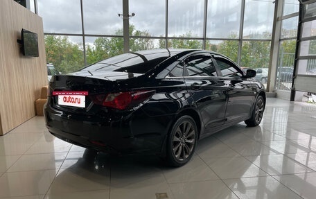 Hyundai Sonata VI, 2011 год, 820 000 рублей, 5 фотография