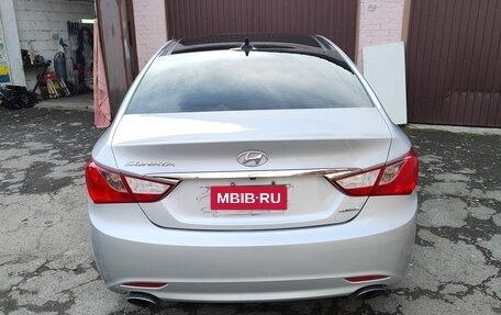 Hyundai Sonata VI, 2012 год, 900 000 рублей, 10 фотография