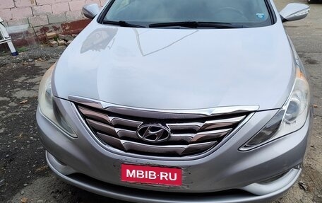 Hyundai Sonata VI, 2012 год, 900 000 рублей, 11 фотография