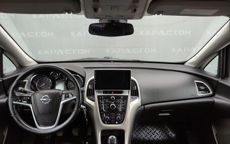 Opel Astra J, 2010 год, 690 000 рублей, 6 фотография