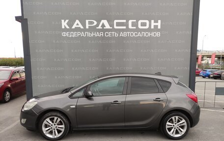 Opel Astra J, 2010 год, 690 000 рублей, 3 фотография